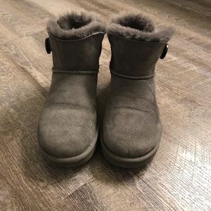 Ugg mini Bailey button II boots